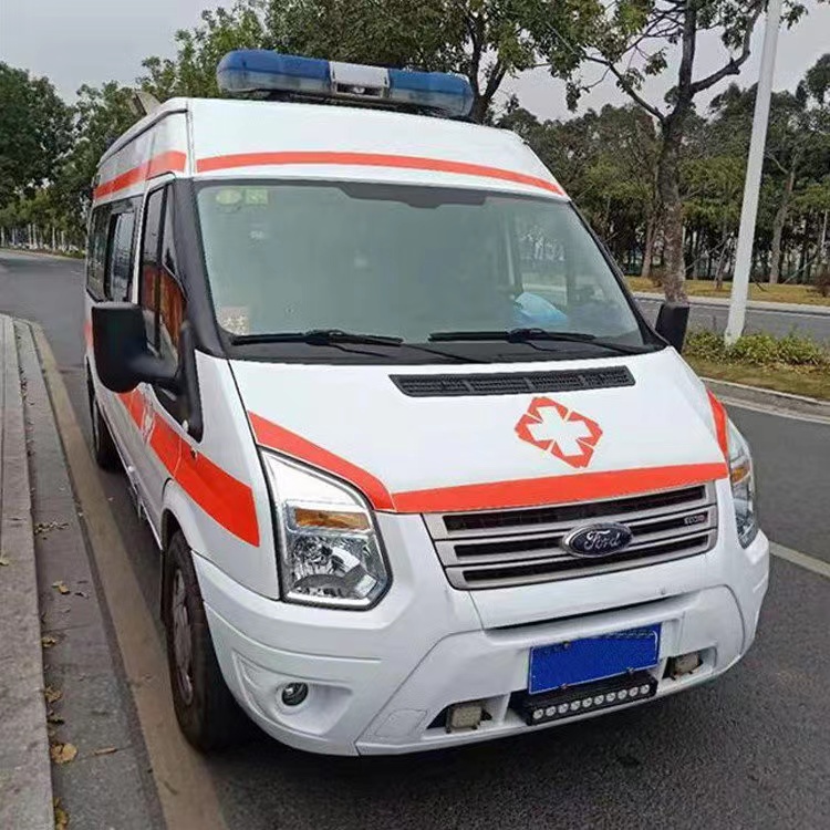 滨湖用途不同,救护车装备标准也不同